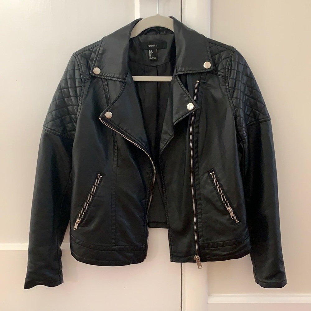 Forever 21 Leather Jacket Size Small